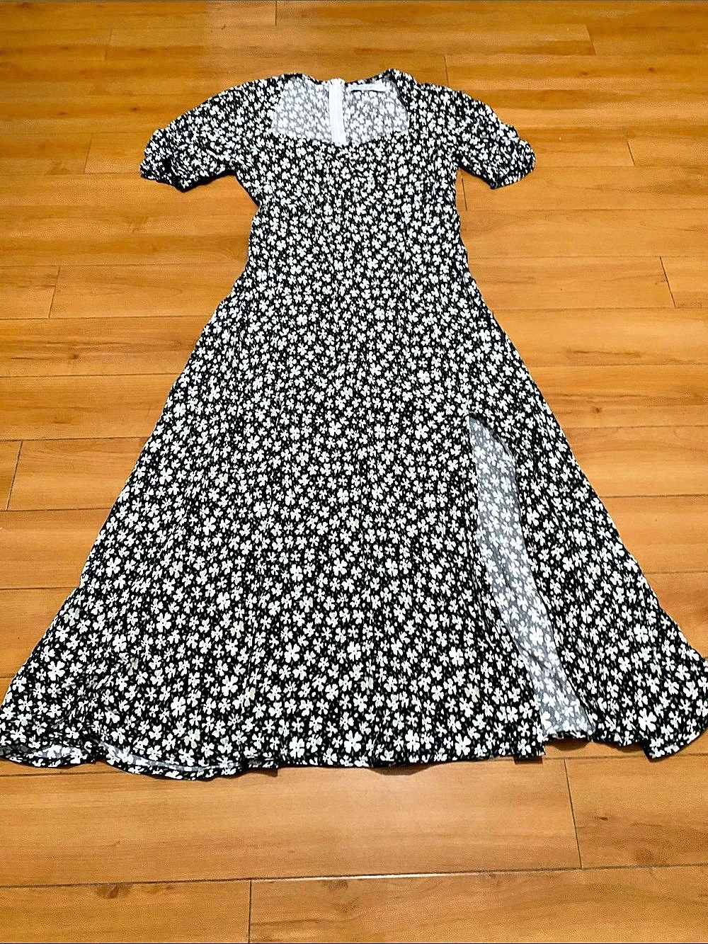 Petal & Pup Hendrix Midi Dress Black & White US 6 Like New
